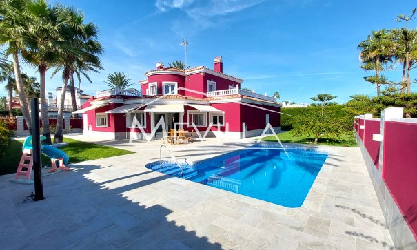Villa - Wederverkoop - Orihuela Costa - Cabo Roig