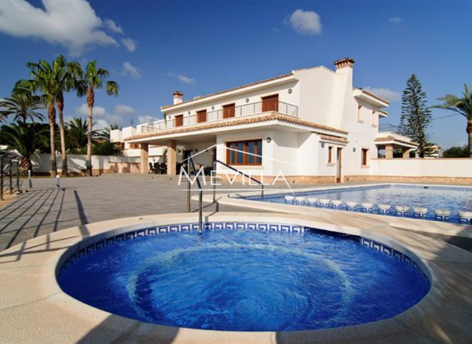 Wederverkoop - Villa - Orihuela Costa - Cabo Roig