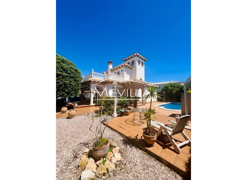 Wederverkoop - Villa - Orihuela Costa - Cabo Roig