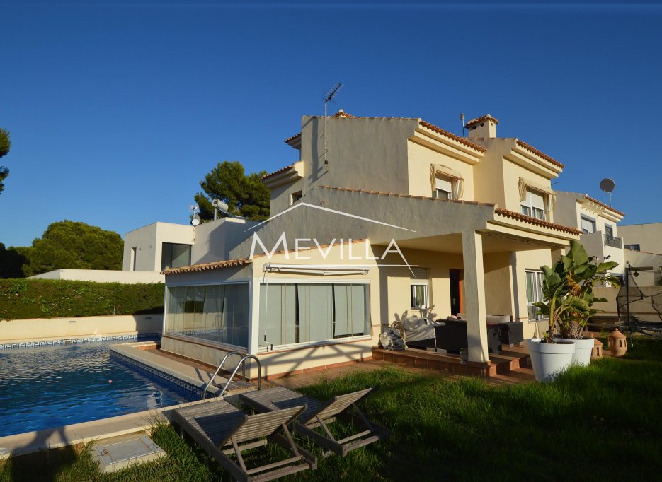 Wederverkoop - Villa - Orihuela Costa - Campoamor