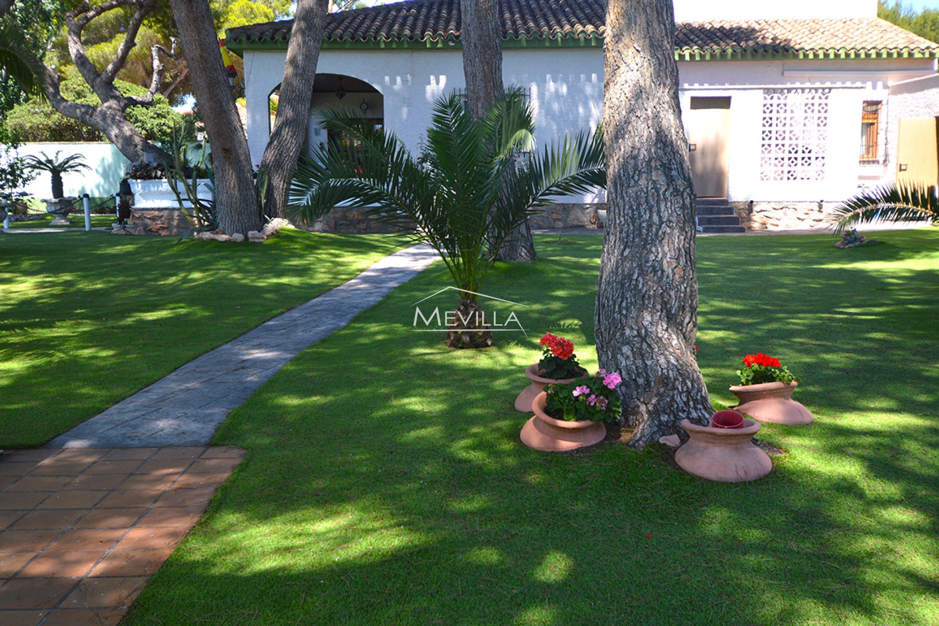 Wederverkoop - Villa - Orihuela Costa - Campoamor