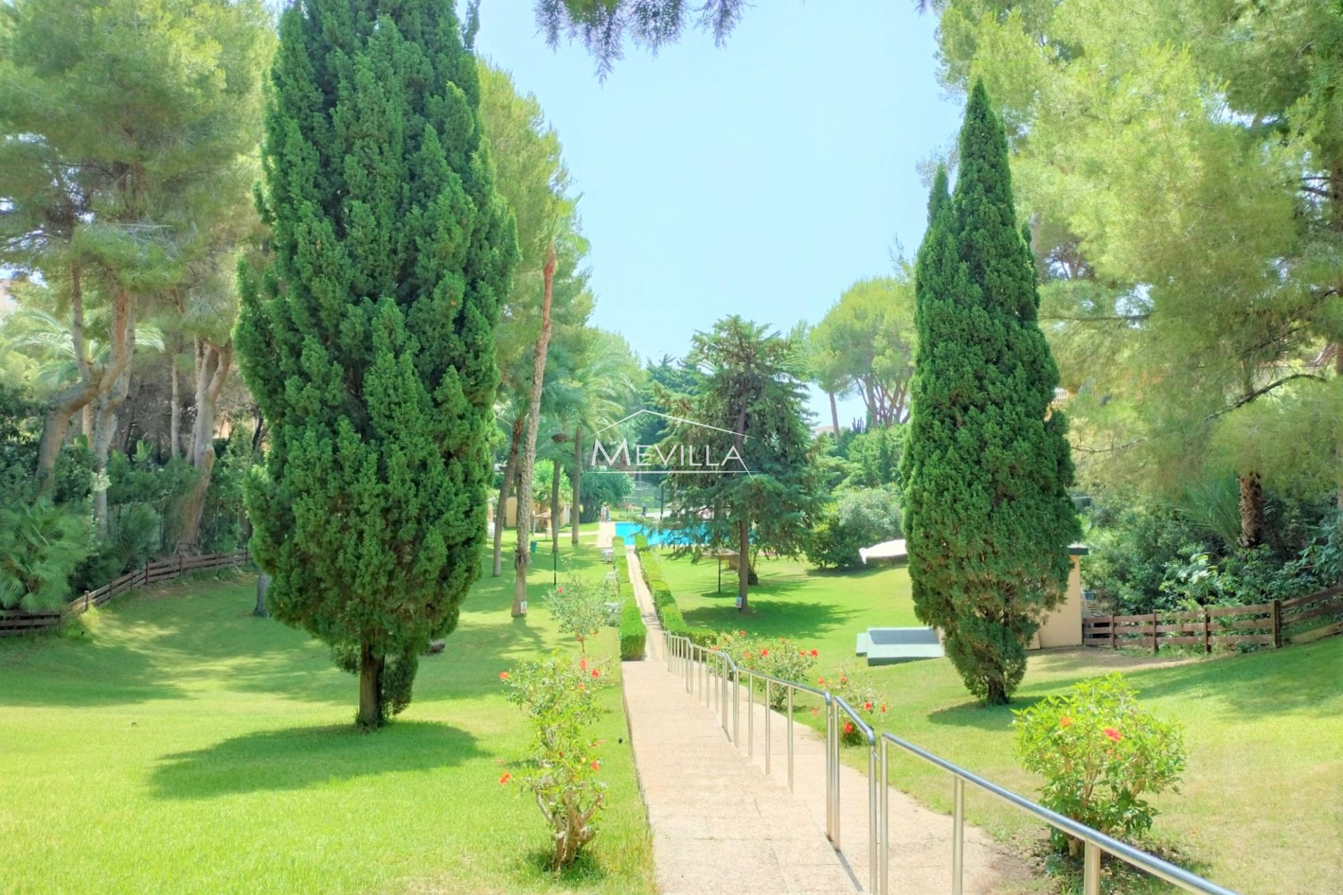 Wederverkoop - Villa - Orihuela Costa - Campoamor