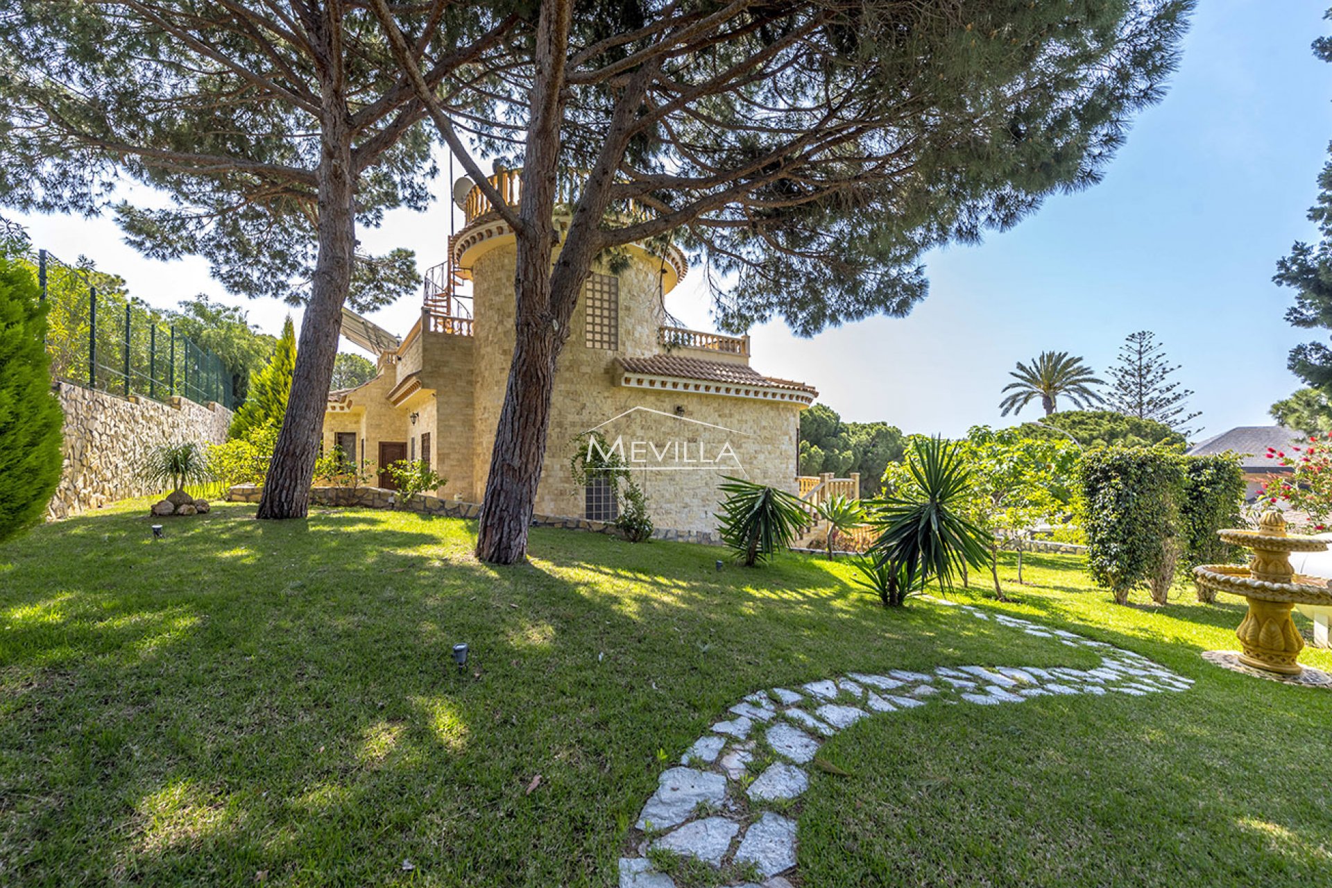 Wederverkoop - Villa - Orihuela Costa - Campoamor