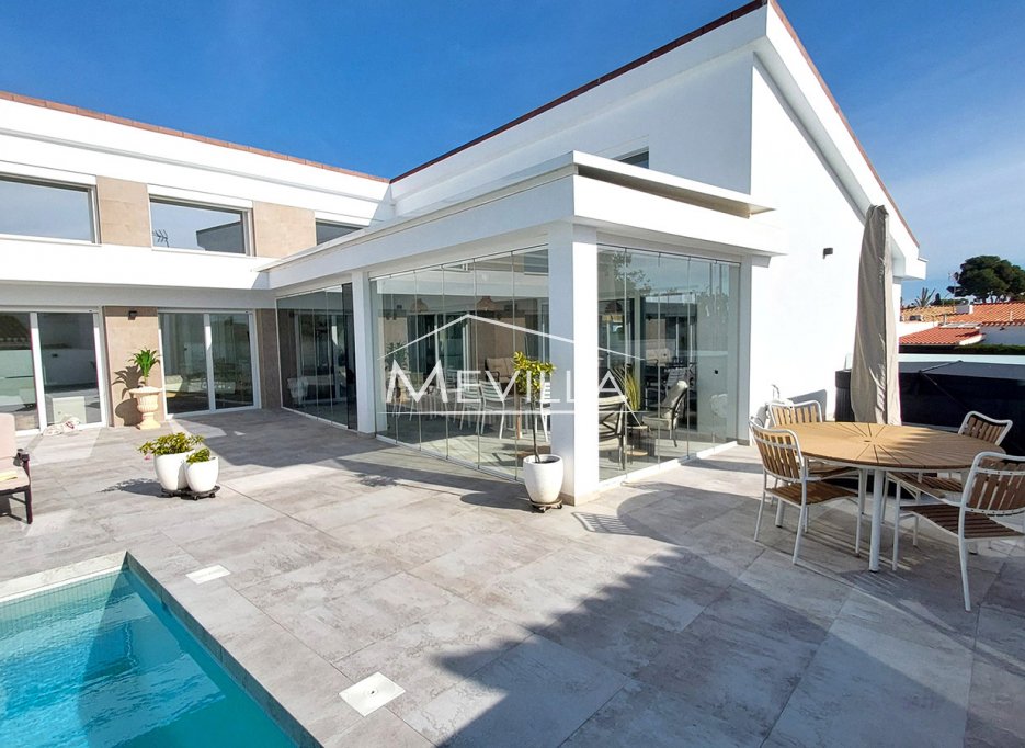 Wederverkoop - Villa - Orihuela Costa - Campoamor