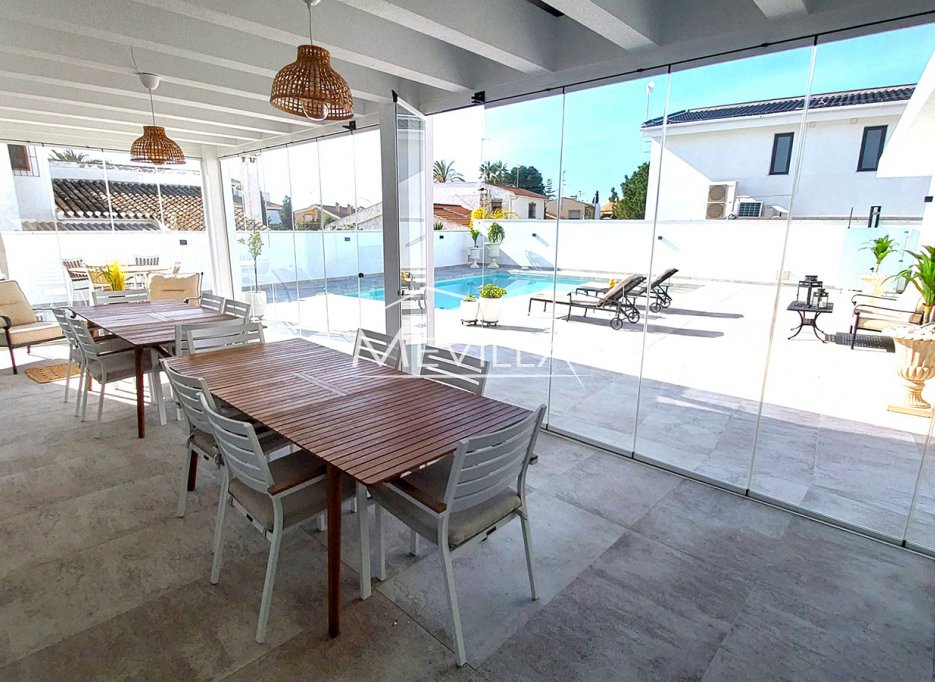 Wederverkoop - Villa - Orihuela Costa - Campoamor