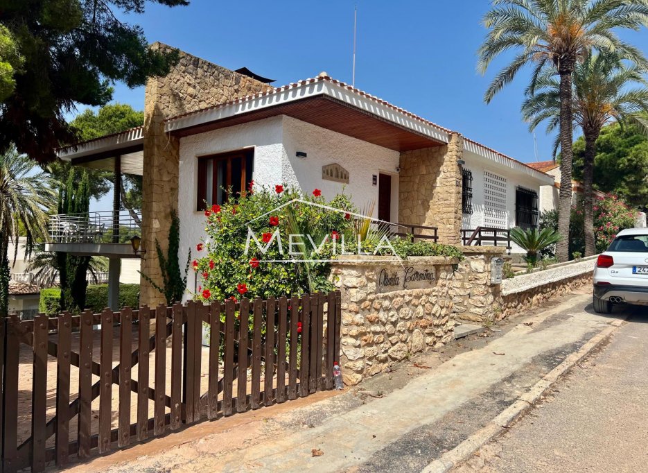 Wederverkoop - Villa - Orihuela Costa - Campoamor