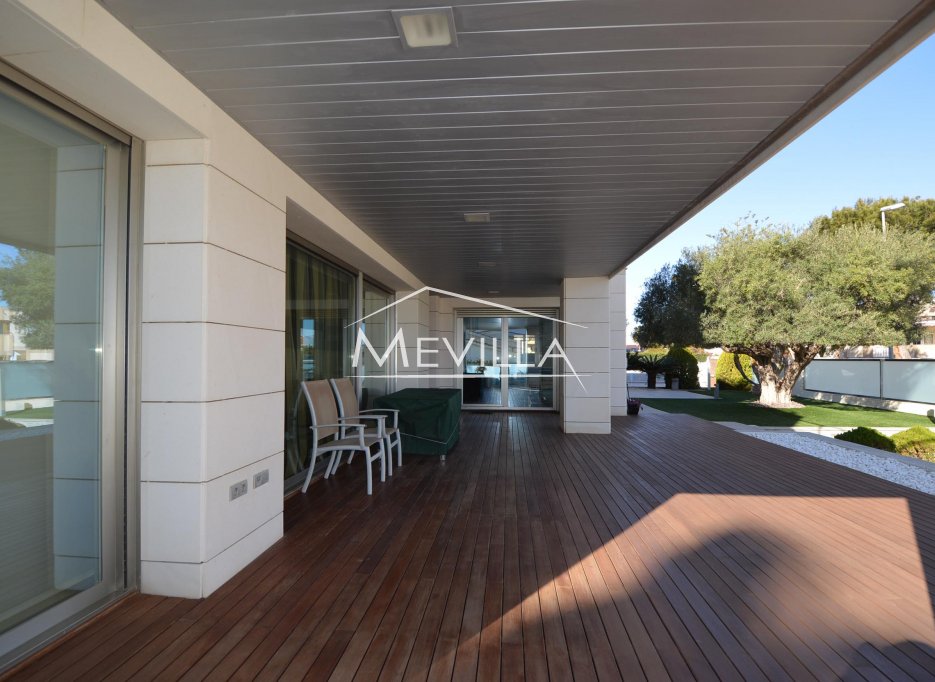 Wederverkoop - Villa - Orihuela Costa - La Zenia