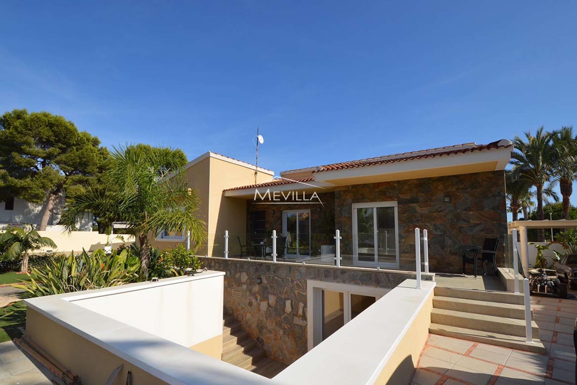 Wederverkoop - Villa - Orihuela Costa - La Zenia