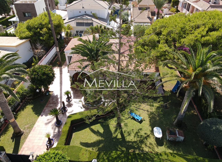 Wederverkoop - Villa - Orihuela Costa - La Zenia