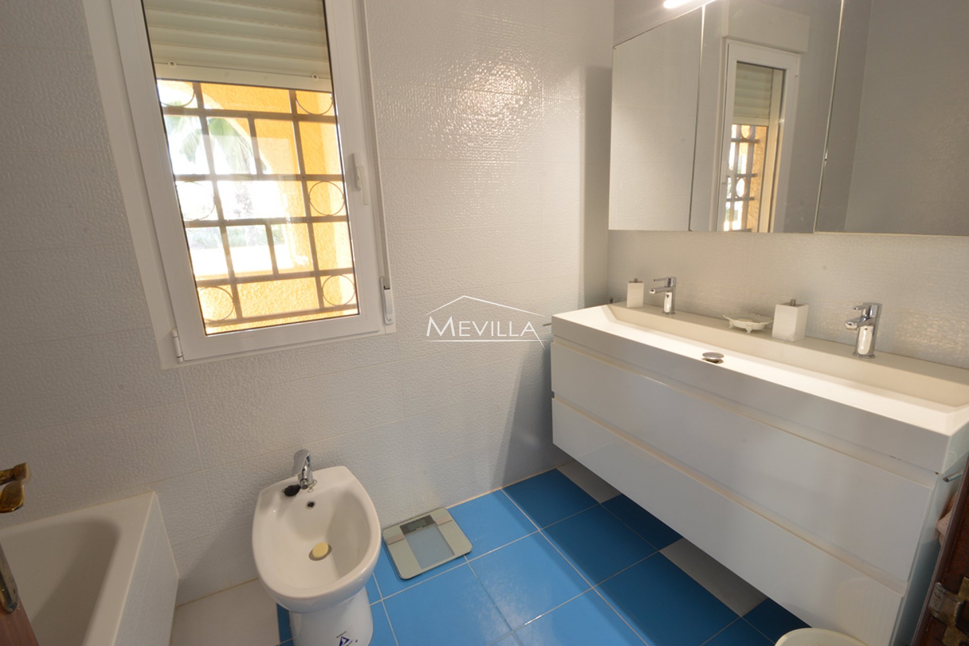 Wederverkoop - Villa - Orihuela Costa - La Zenia