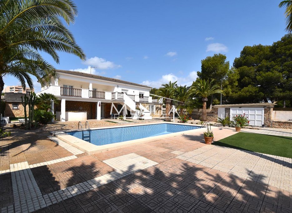 Wederverkoop - Villa - Orihuela Costa - La Zenia