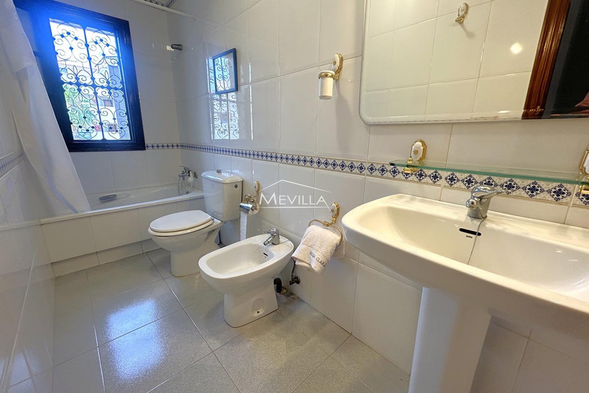 Wederverkoop - Villa - Orihuela Costa - La Zenia