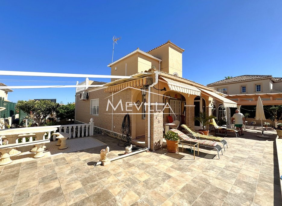 Wederverkoop - Villa - Orihuela Costa - La Zenia