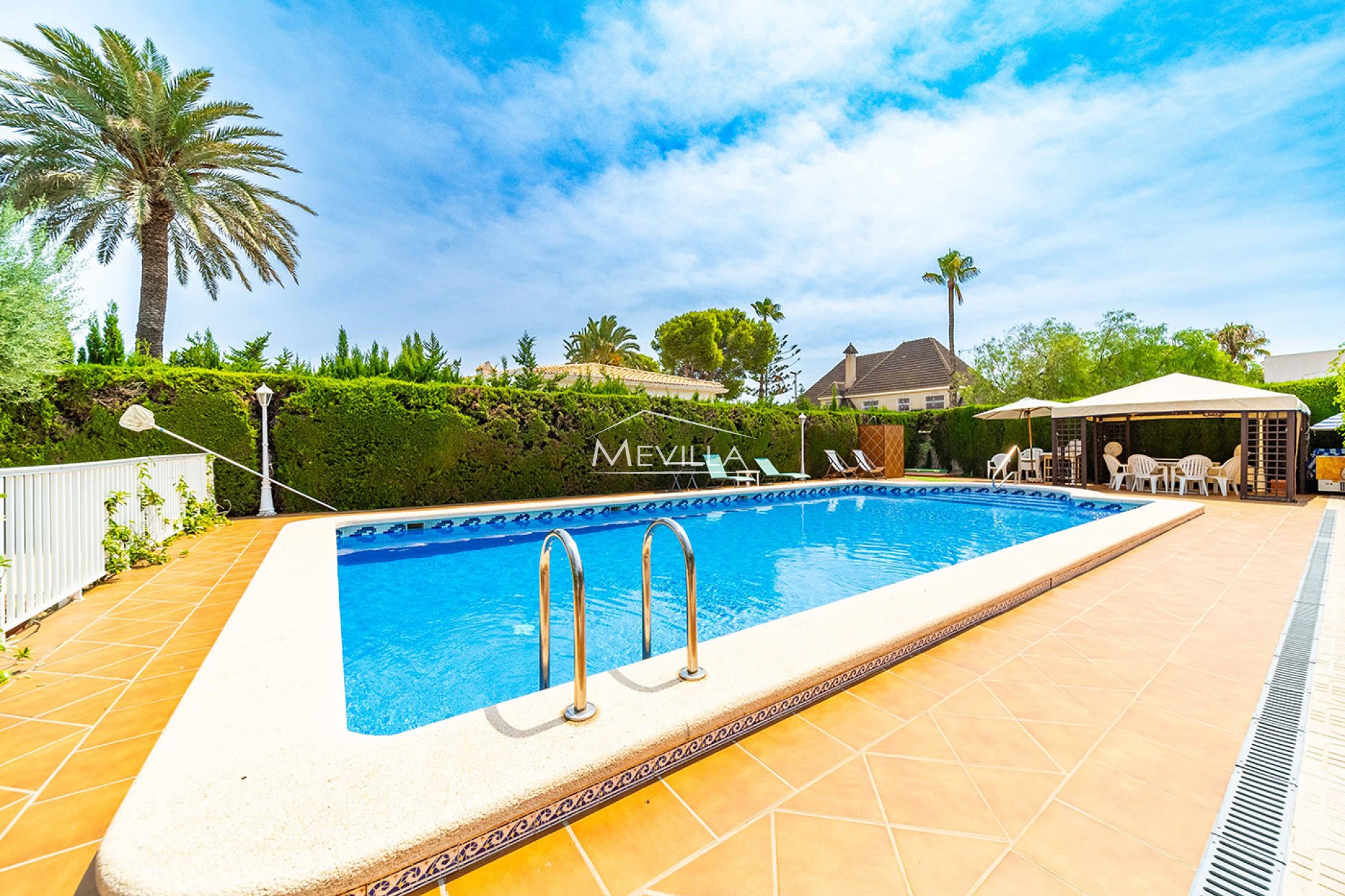Wederverkoop - Villa - Orihuela Costa - La Zenia