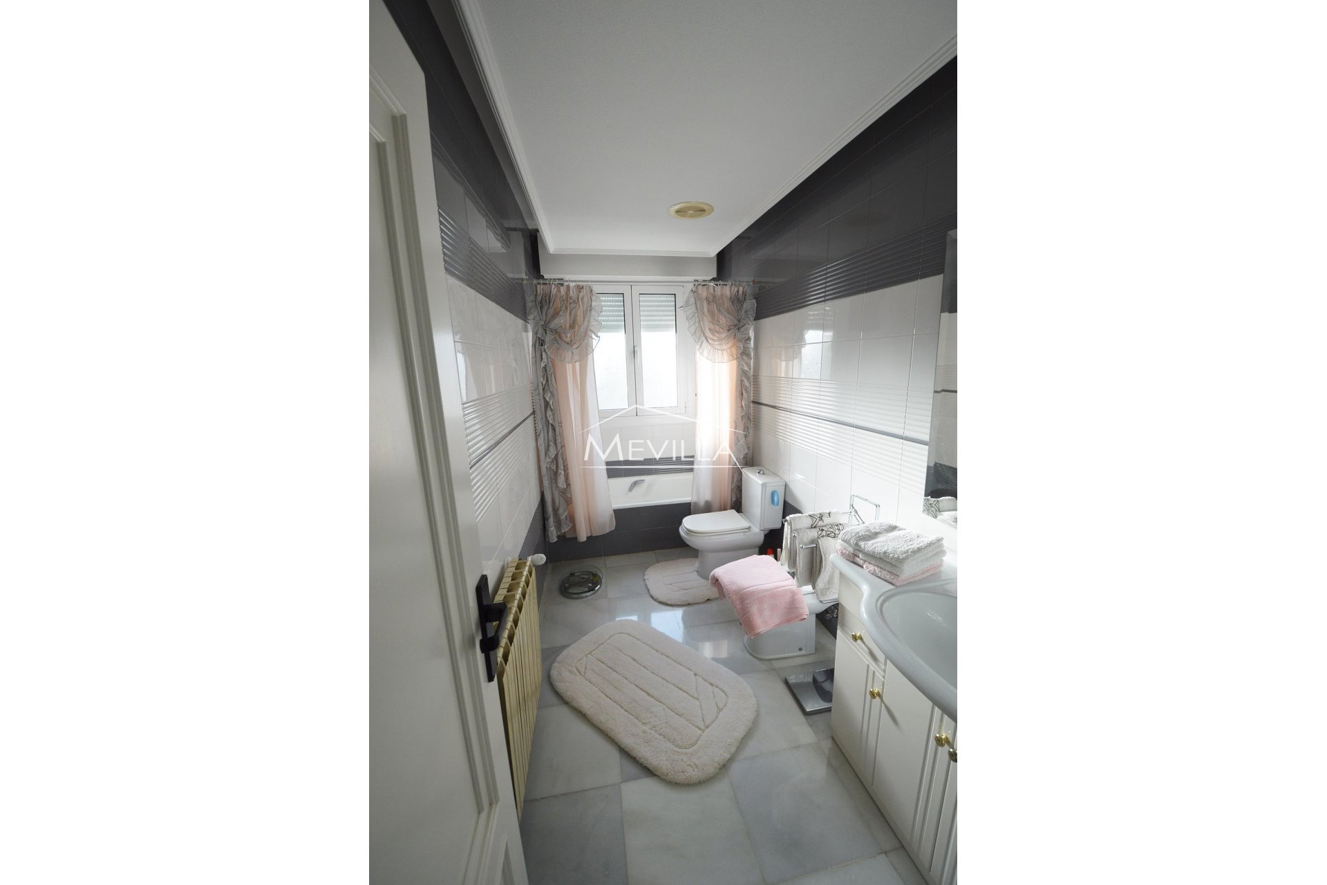 Wederverkoop - Villa - Orihuela Costa - Mil Palmeras