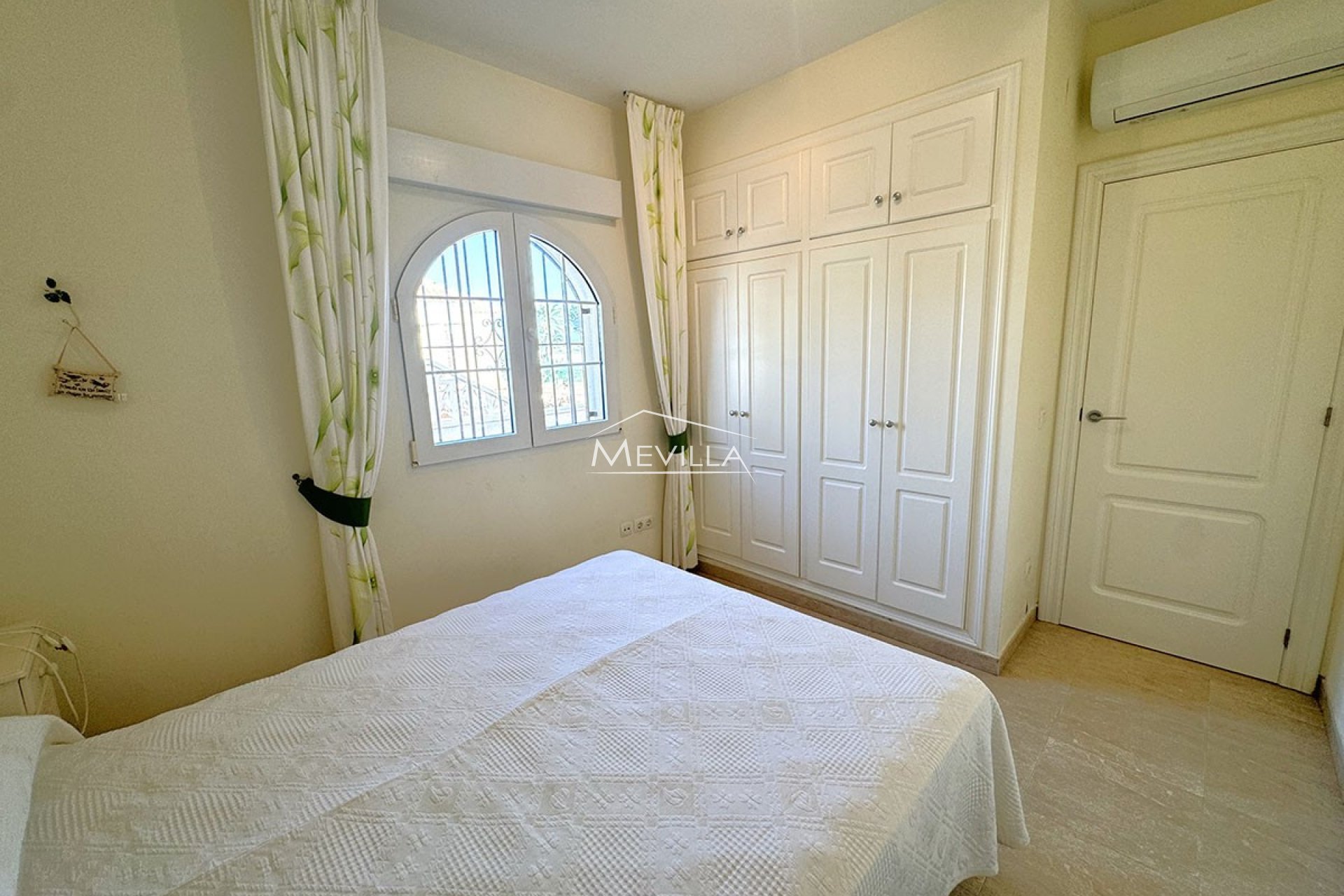 Wederverkoop - Villa - Orihuela Costa - Playa Flamenca