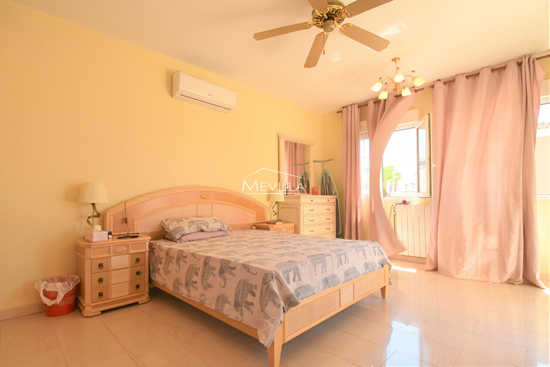 Wederverkoop - Villa - Orihuela Costa - Playa Flamenca