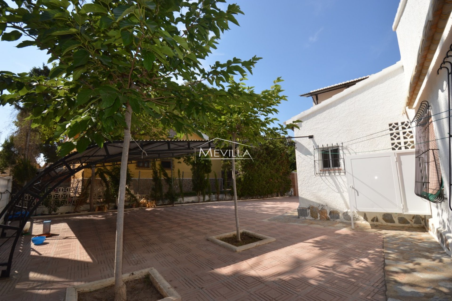 Wederverkoop - Villa - Orihuela Costa - Punta Prima