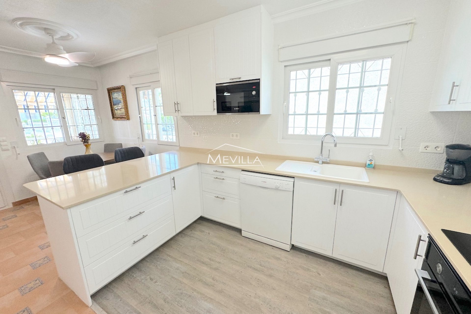 Wederverkoop - Villa - Orihuela Costa - Villamartin