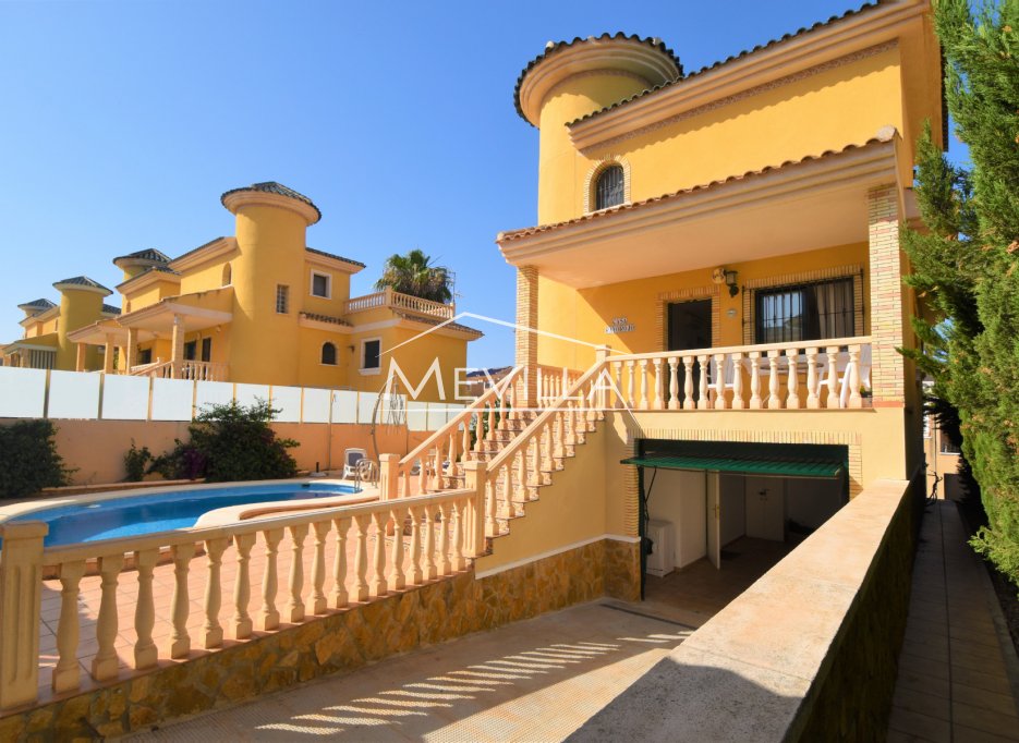 Wederverkoop - Villa - Orihuela Costa - Villamartin