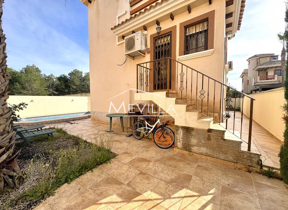 Wederverkoop - Villa - Orihuela Costa - Villamartin