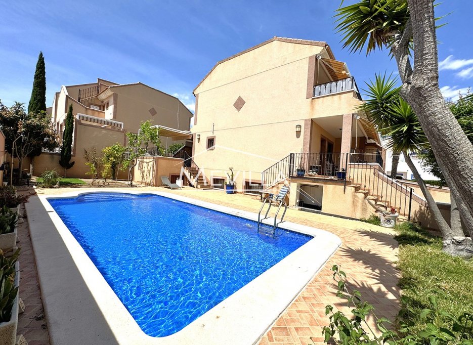 Wederverkoop - Villa - Torrevieja - Los Altos