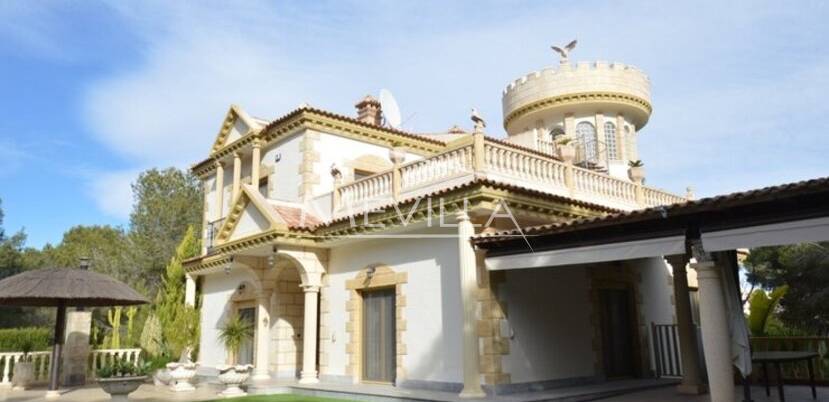 12  CONSEJOS PARA REVALORIZAR TU VILLA DE LUJO EN ORIHUELA COSTA