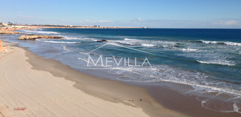 Townhouse and villas in Cabo roig near to cala Capitán beach