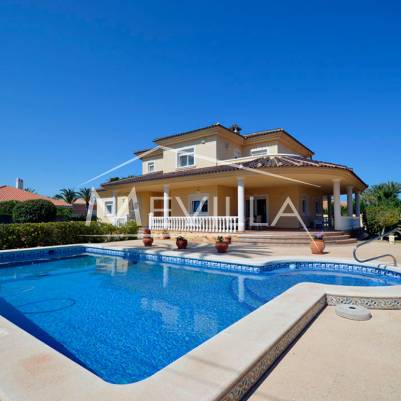 The best villas for sale in Orihuela Costa