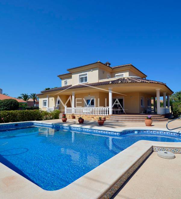 The best villas for sale in Orihuela Costa