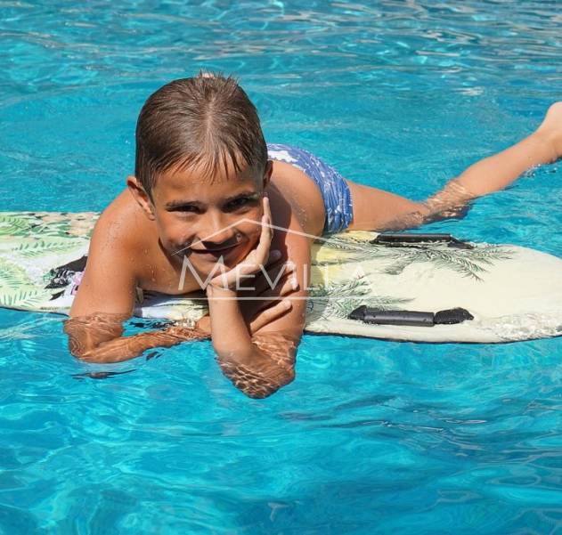 MEVILLA, ваши агенты по недвижимости в Cabo Roig