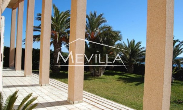 Verkäufe - Villa - Orihuela Costa - Punta Prima