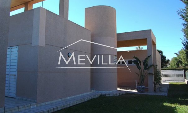 Salg (Resales) - Villa - Orihuela Costa - Punta Prima