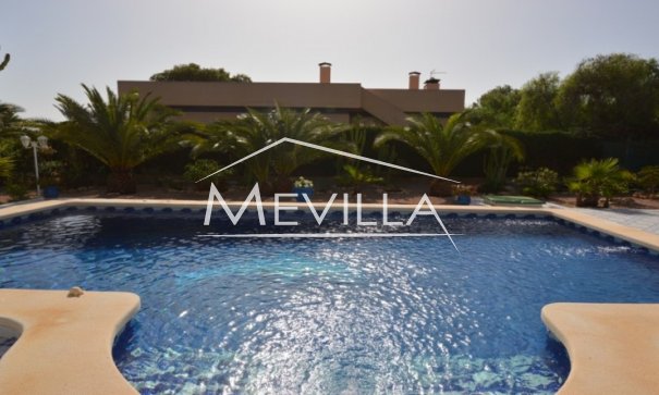 Resales - Villa - Orihuela Costa - La Zenia