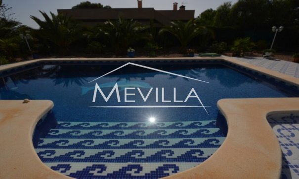 Resales - Villa - Orihuela Costa - La Zenia