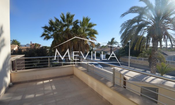 Resales - Villa - Orihuela Costa - La Zenia