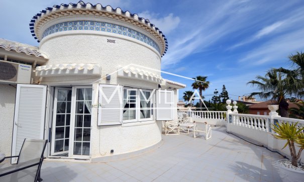 The second-floor terrace