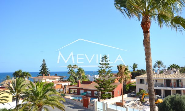 Resales - Villa - Torrevieja - La Veleta