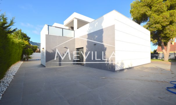 Resales - Villa - Orihuela Costa - Campoamor