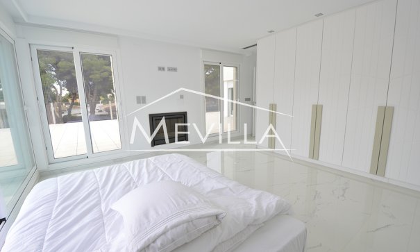 Resales - Villa - Orihuela Costa - Campoamor