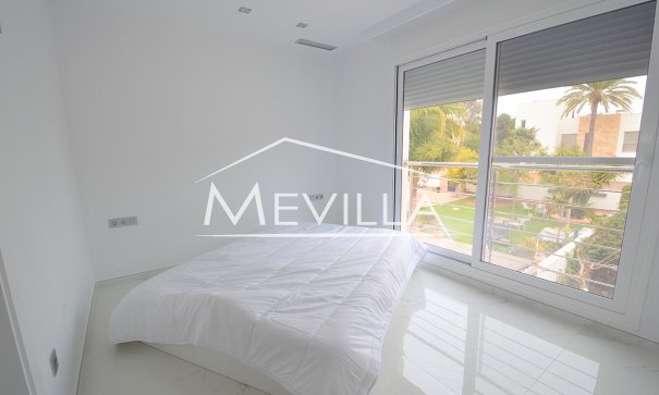 Resales - Villa - Orihuela Costa - Campoamor