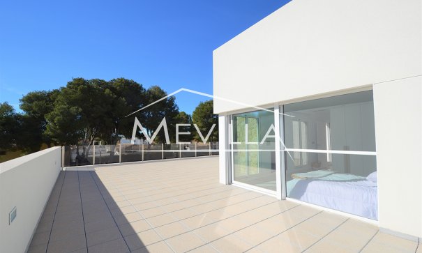 Resales - Villa - Orihuela Costa - Campoamor