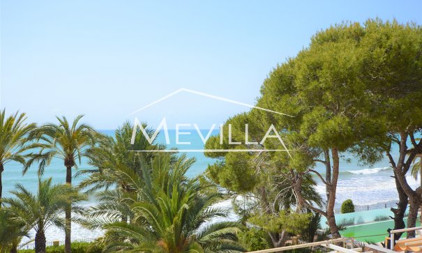 Wederverkoop - Villa - Orihuela Costa - Punta Prima