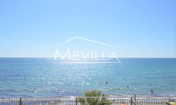 Wederverkoop - Villa - Orihuela Costa - Punta Prima