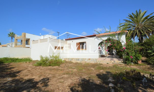 Resales - Villa - Orihuela Costa - La Zenia