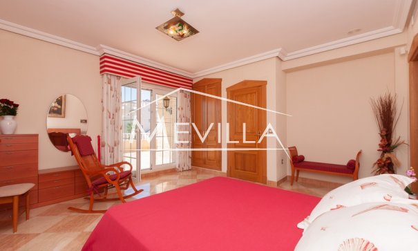 Resales - Villa - Torrevieja - La Veleta