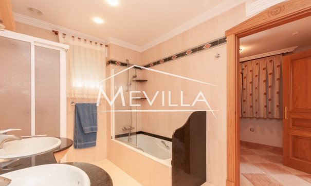 Resales - Villa - Torrevieja - La Veleta