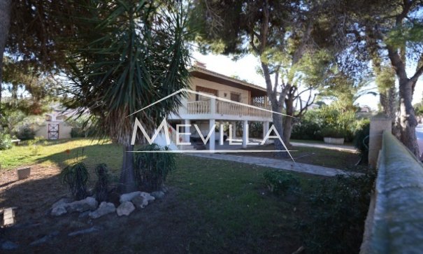 Resales - Villa - Orihuela Costa - La Zenia