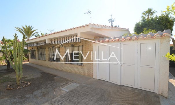 Resales - Villa - Torrevieja