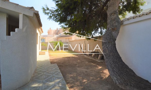 Resales - Villa - Orihuela Costa - La Zenia